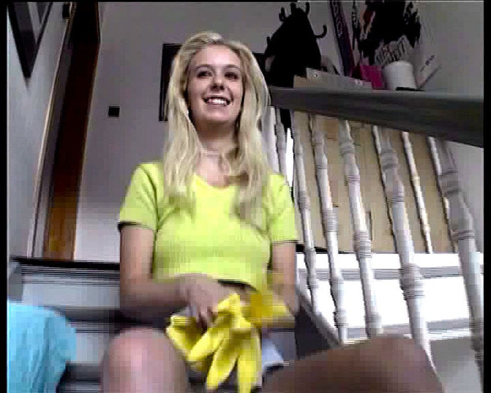 Xxxlover: Nádherná německá žena v domácnosti šuká dva cizince jeden po druhém, retro...