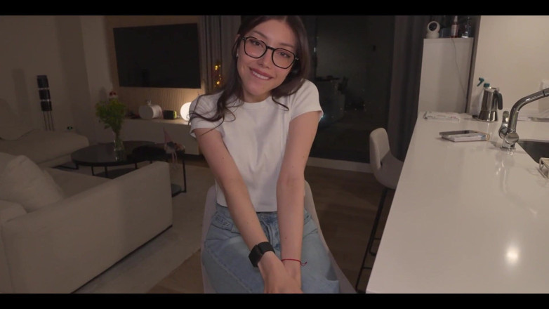 Ruth Lee studio: My Neighbor Receives the Best Tip After Fixing My Apartment (amateur...