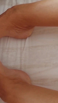 Isteri Berambut Perang Amatur Menikmati Fetish Kaki Dan Creampie Pussy