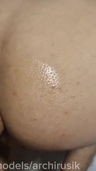 Un Femboy Con Gambe Lunghe E Un Cazzo Grande Viene Scopato Nei Suoi Buchi Bagnati Dal Suo Papà Finché Non Viene Dopo La Doccia.