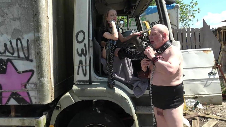 Lady boss: Próby - kult butów