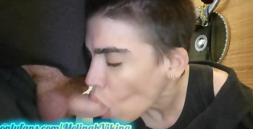 Melinah Viking: Film - melinah fa un biscotto