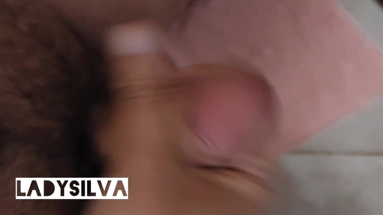 Ladysilvas: Ladysilva mi polla caliente viene chupar hasta que me corro...