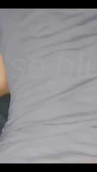 เพื่อนฉันมาสัมผัสควยฉัน