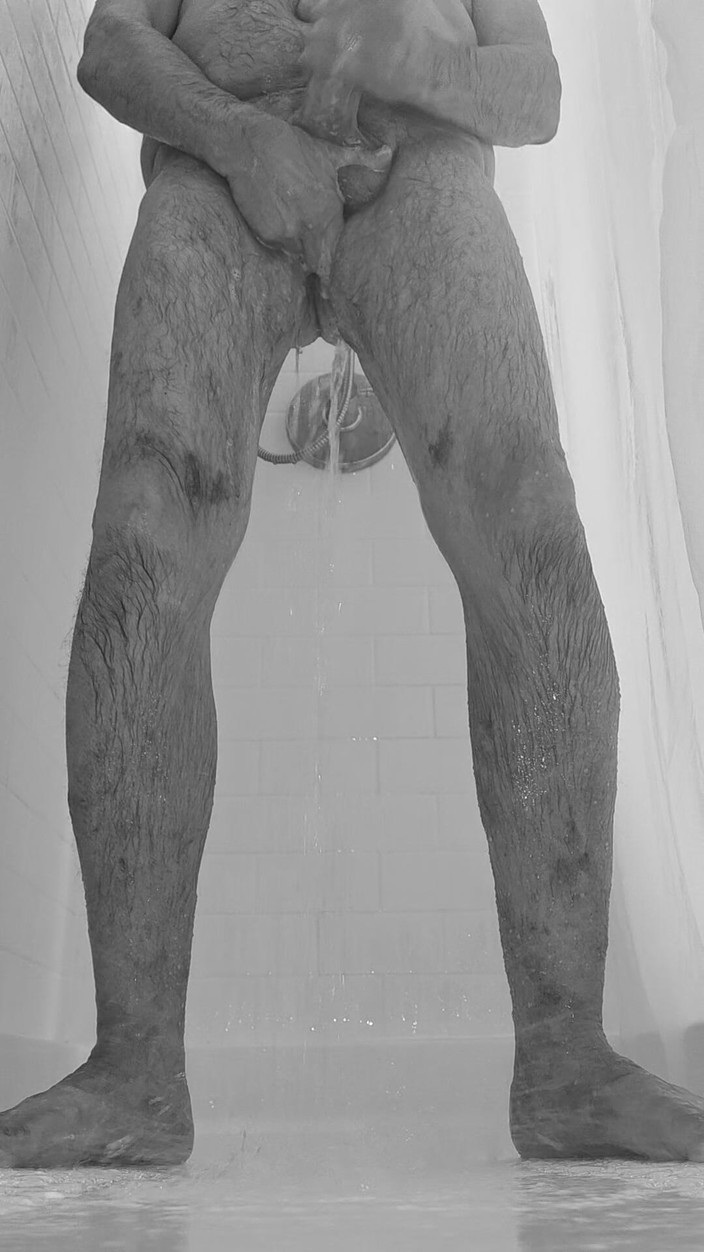 Dic Star: Sabah duşunda okşuyor