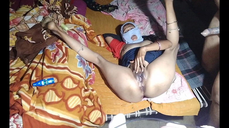KMM: Hintli teyze sikişirken çok eğlendi ve gitti