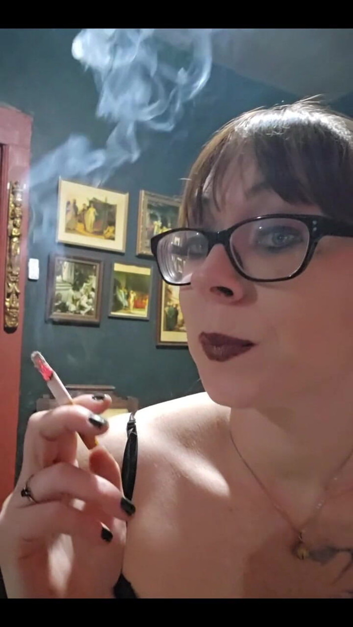 MistressThrope: Friday Night Viewing