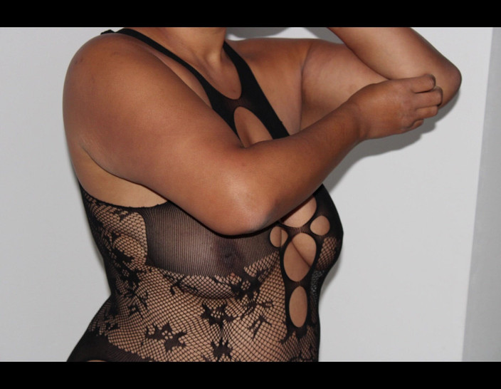 Natural-Woman-Silke: 여러 아이를 가진 엄마가 모든 걸 드러내는 사람이 얼마나 성욕이 강한지 알 수 있죠