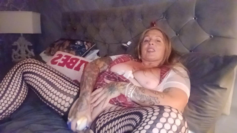 Kitty James: Ženská masturbace
