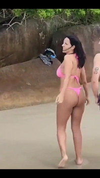 Ich traf zwei Katzen am strand und machtes mit ihnen raus