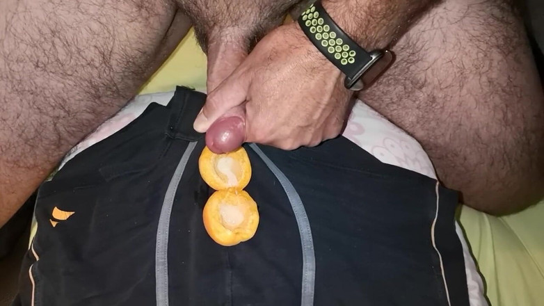 Cicci77: Breakfast with apricot and sperm