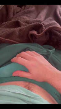 Jerk off with Me on the Sofa