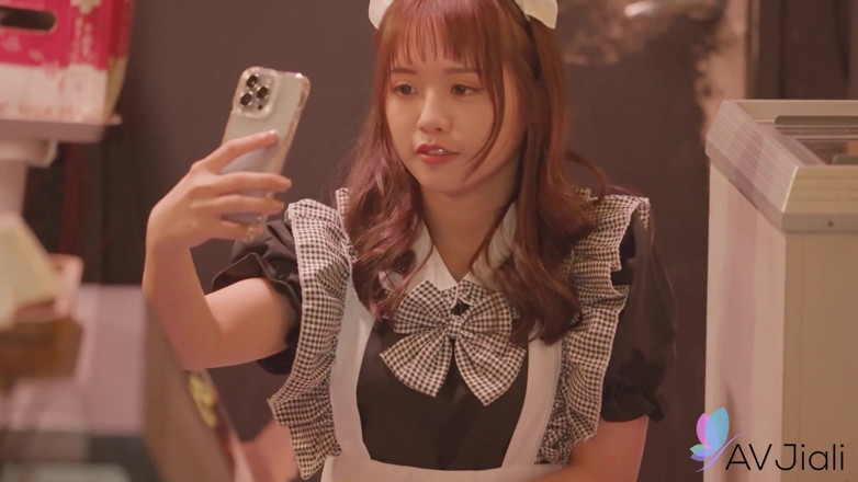 AV Jiali: Horny Caffe Maid Wen Ruixin Controlled by a Client