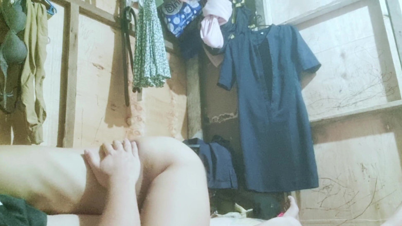 Arramia: Filipina esposa comparte coño con su amigo de la universidad