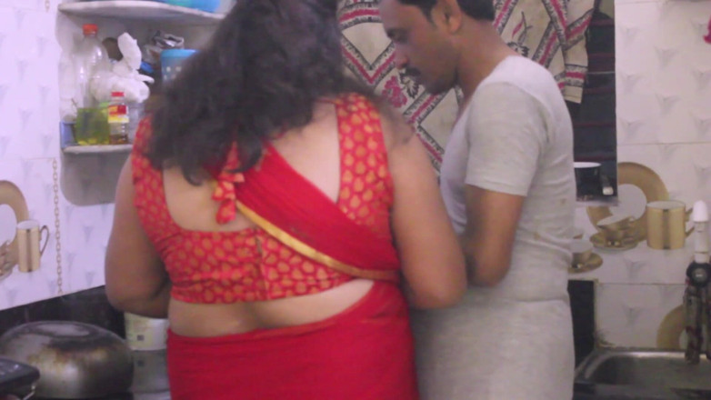 Indian porno creator: Indické domácí šukání Sasur a Bahu žhavý sex - hindský zvuk