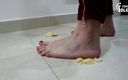 Czech Soles - foot fetish content: फ्रूट कुचलना और पैर चाटना