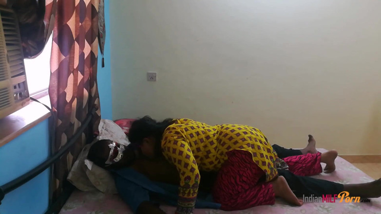 Shanaya Bhabhi: Explicit hardcore Indian couple sex filmed in bedroom