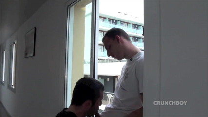 EXHIB BOYS: Fund futut în hotelul exhib de 2 băieți de top