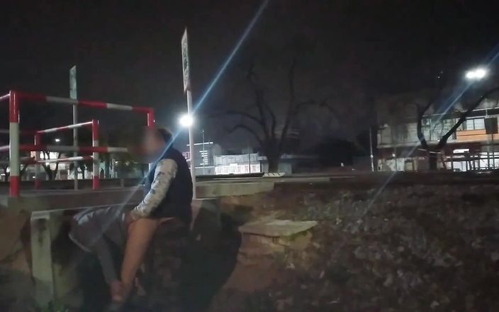 Activecouplearg: Offentlig sex på gatan utomhus påkommen med att knulla av...