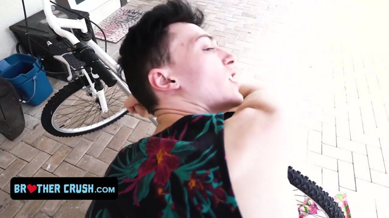 Brother Crush: Horny dude taught his stepbro how to suck cock
