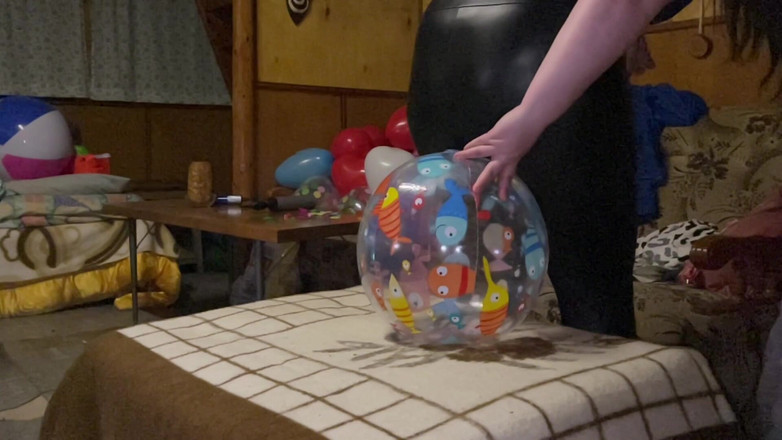 BeachBallsDuo: Weve Broke a Table! 190kg Couple Vs 9 Big Beachballs, Swimming Ring...