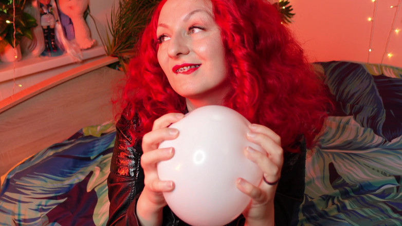 Arya Grander: ASMR air balloons feetish video