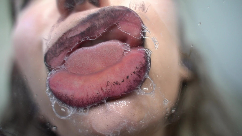 Rarible Diamond: Mencium seorang awek gothic dari cermin