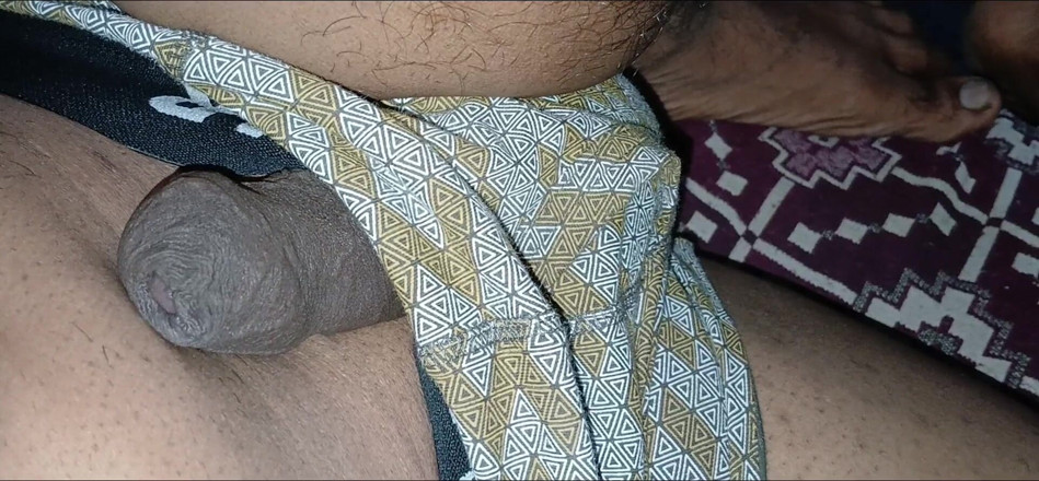 vijay_kumarpatel: 印度德西 rajni bhabhi 性爱和传教士前性爱视频