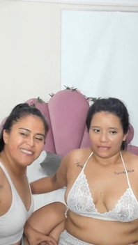 Sex nud arată pizda cuplu special de lesbiene