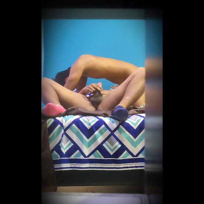 Deiby Latino: Latinos meio-irmãos fodendo duro