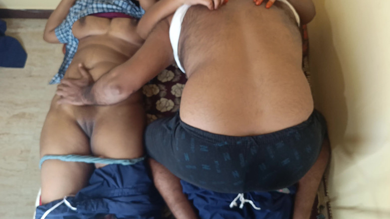 Pushpa studio: Девушка с ее отчимом