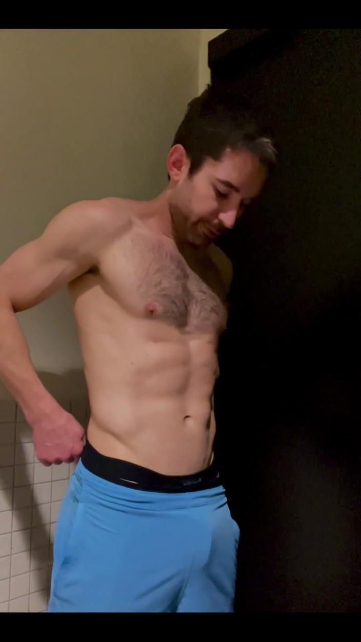 Jay Stroke: Changing for My Workout