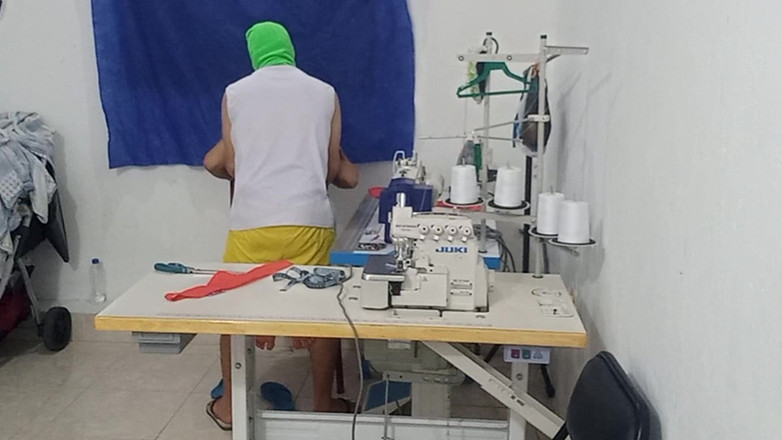 NEGRITA SEXY: Một người chỉ đường có một cuộc phiêu lưu gợi cảm...