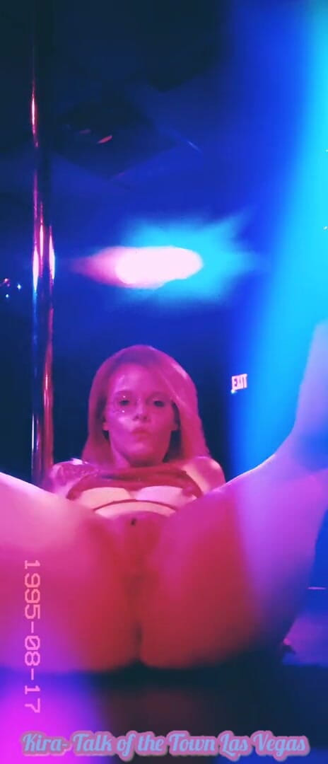 X_Asphxyia_X: Tutto nudo set sul palco