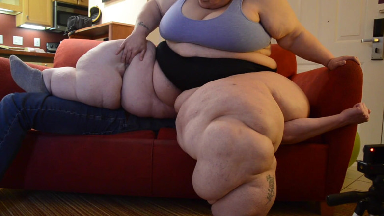 Full Weight Productions: SSBBW, bobbi Jos gescheitertes trampeln &amp; sofakürbis
