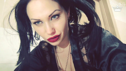 Goddess Misha Goldy: Идеальные натуральные губы
