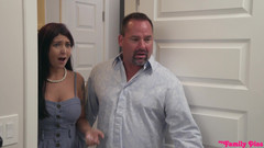 My family pies: Mi hijastra se corre para acción de gracias - t16: e4
