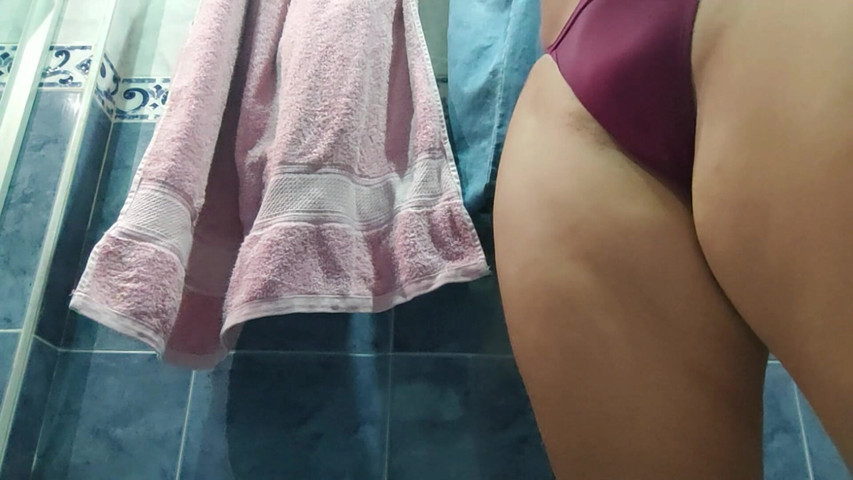 Nurse Recorded Pissing on Camera (Sensesex 1989)