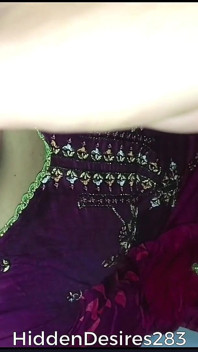 Mi esposa caliente disfruta de mi gran polla vip y yo follo duro en el coño con estilo indio