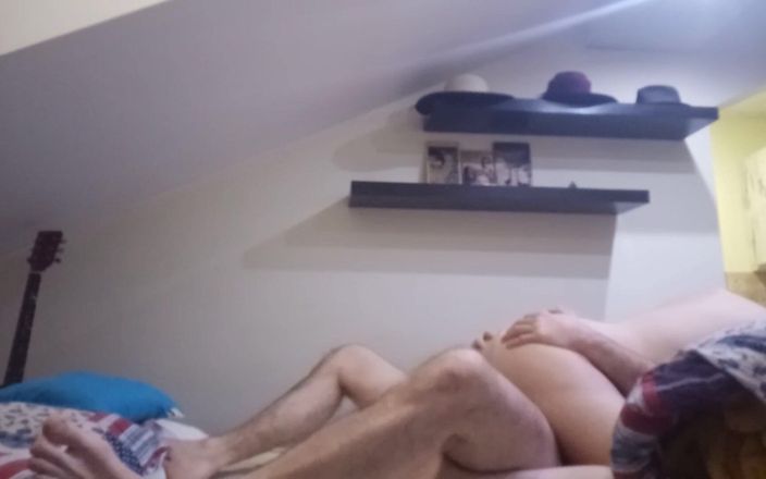WesternSerbia: 자지를 따먹는 마누라