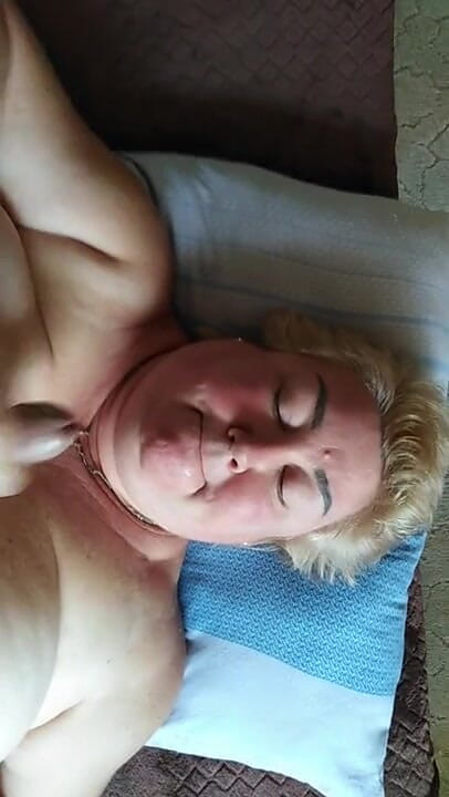 Zona901: Leche en una perra gorda 1
