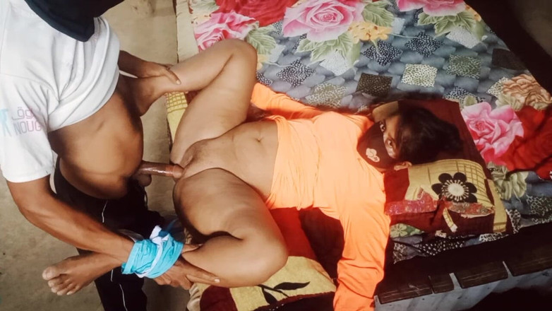 Shunderali: Ka lokal seksi Guwahati Assam Femeie