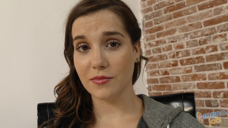Mano Job: College girl Kasey soaked in cum after throwing a dorm...