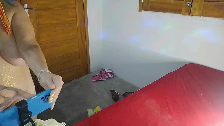 UtopianHumor507: kradnie chłopaka swojej córki