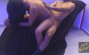 J&amp;D Vixen-Stag couple: Marido gosta de assistir sua esposa swinger ser fodida 2