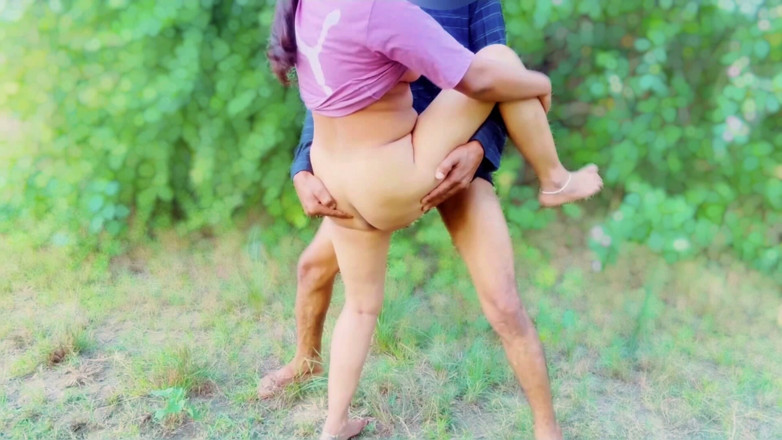 Your_aisha: Desi Village Girl Suman Making Love in Forest and Fuck...