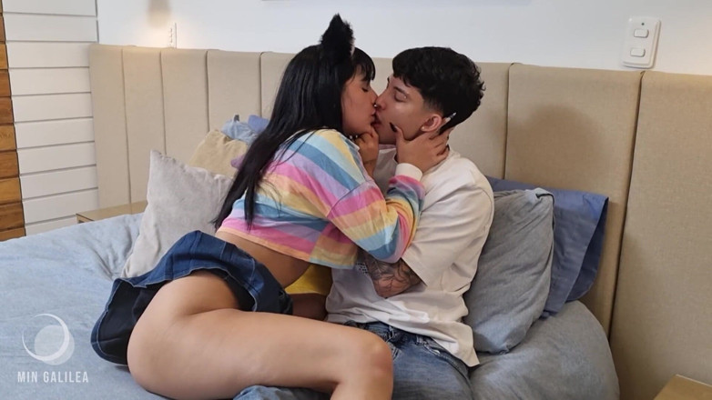 MinGalilea: Můj nevlastní bratr mě objeví uprostřed živého streamu a skončí to šukáním -...