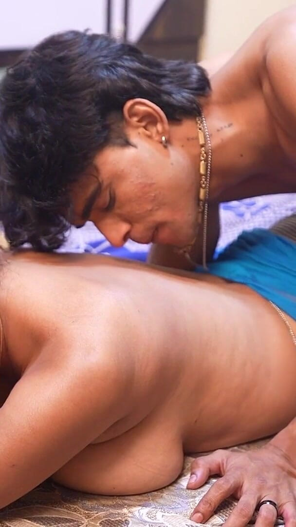 Hard Sex for the Big Ass Indian Model Srimoyee - Amateur Couple (Hawas studio)