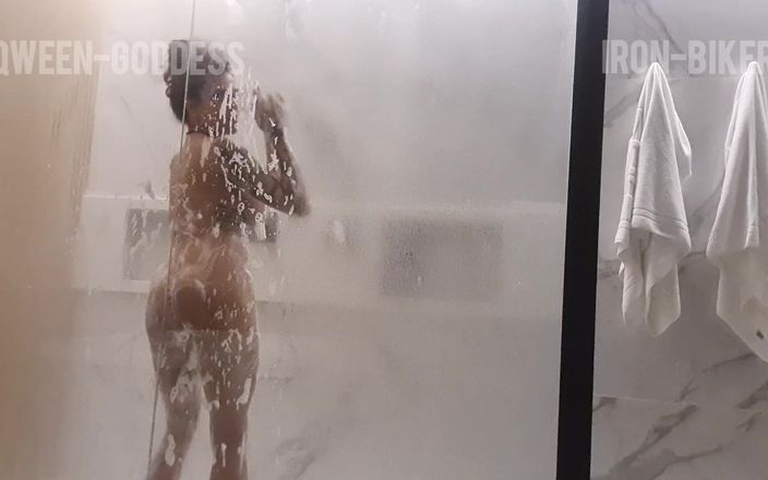 Iron Bikerr: Saímos da câmera filmando e fomos fazer sexo no chuveiro