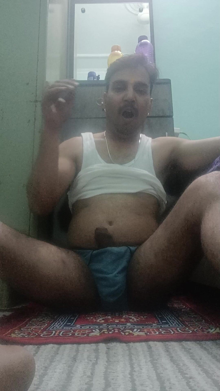 Rajasthani-old-lover: Indian Desi Police Officer Get Sucked and Shower with Neighbour...